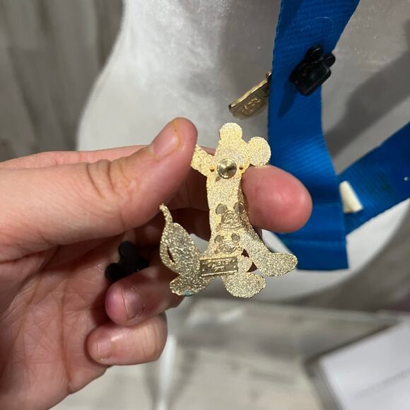 Disney Trading Pin Lot Of Five Pluto Chip & Dale Alice Jasmine Minnie Collection - Picture 10 of 12